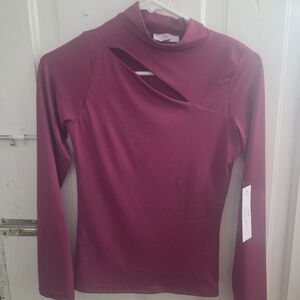 NWT Maroon Women's Cutout Long Sleeve Top Size M by Live In The Moment